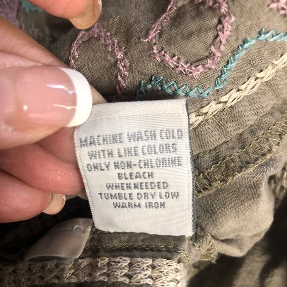 Relativity Embroidered Cotton Boho Top Womens Size Large Olive Green V-Neck - Picture 7 of 8